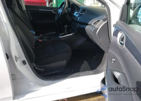 2017 Nissan Sentra Sr z USA, uszkodzony, nr VIN 3N1AB7AP2HY378084